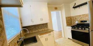 Gorgeous 1BD/1BA, Single-Story Unit in a Charming 4-Plex Near Downtown Lafayette- Available NOW! Gallery 15