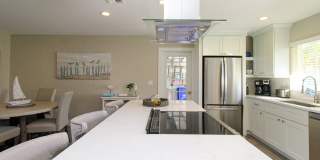 ** ROYAL HARBOR 2/2 REMODELED TOP TO BOTTON BEAUTY READY FOR SEASON ** BRING YOUR OWN BOAT ** GULF OF MEXICO ACCESS ** Gallery 18