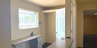 2101 W BETHANY HOME Road Gallery 11