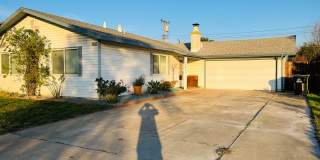 Cute Home in Established Neighborhood Gallery 1