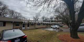 Beacon Hill Apartments | 3465 Valley Road Gallery 1