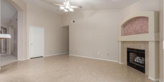 8578 S Maple Ave Gallery 7