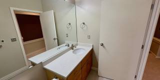 Pike Lofts Condominium ~ Capitol Hill Gallery 14