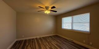 Saint Clair  -  2459 S Gallery 5