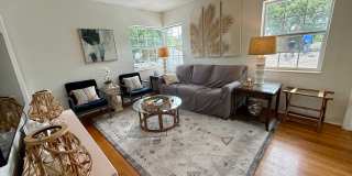 Fully furnished 1/1 Apartment Old NE Gallery 6