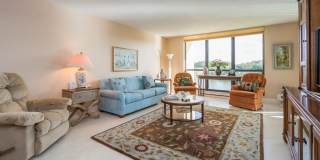 5188 Woodland Lakes Drive Gallery 2