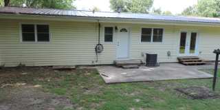 804 E Clark Gallery 22