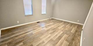3/1 on Spacious Corner Lot! Gallery 9