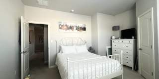 102 Waverly Spire Court Gallery 21