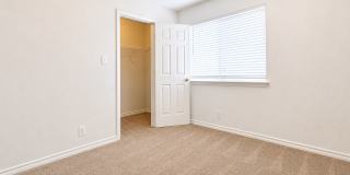 Beautiful 2-story home for lease in a gated community! Gallery 20