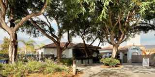 Updated & Furnished 3BR Townhome with Loft & Lake Access Gallery 43