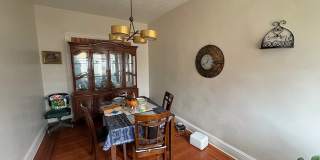 2843 West Garrison Avenue - 1 Gallery 13