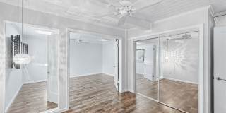 4431 Ocean Boulevard Gallery 17