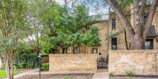 ALAMO HEIGHTS  |  TOWNHOME  |  REMODELED  |  HUGE TERRACE Gallery 1