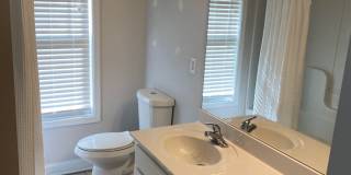 Eastside Townhome Gallery 10