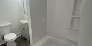 875 Burr St., 2 Gallery 8