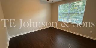 Beautiful 3BR Home with Vaulted Ceilings, Community Pool & Main Level Primary Suite Beautiful 3BR Home with Vaulted Ceilings, Community Pool & Main Level Primary Suite Gallery 37