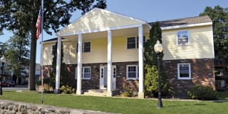 Saratoga Garden Apartments Gallery 11