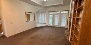 2207 Burdick an Ideal Home Gallery 18