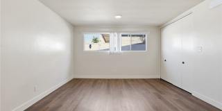 6732 Wooster Avenue Gallery 17