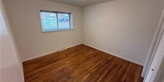 1608 W Northwest Boulevard Gallery 7