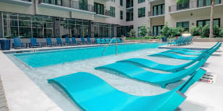 Canal 1535 Gallery 18