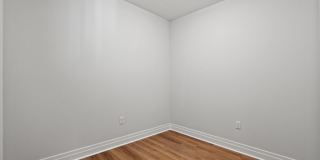 811 N COLUMBUS Street Gallery 22