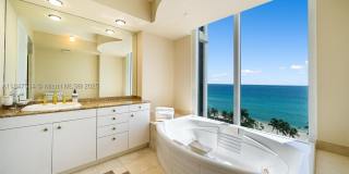 19111 Collins Ave Gallery 8
