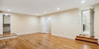 5 BR 4.5 BA home with inground heated pool and extensive hardscape! Gallery 31