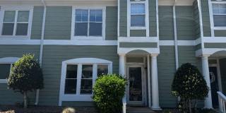 3BR Townhome - Lake Living in Vineyard Point with Boat Slip Access Near Lake Norman Gallery 1
