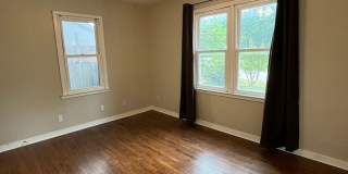 Cute 2 Bed 1 Bath Gallery 9