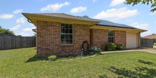 1107 Lynnwood Court Gallery 2