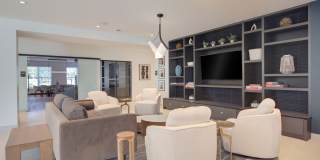 Station 250 Mundelein Gallery 37