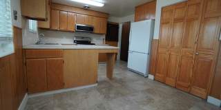 131 W 350 S Gallery 10
