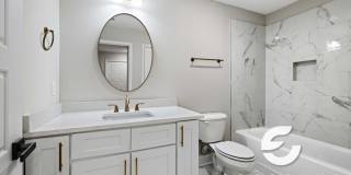 Luxury New 3BR Townhomes | Garage + Pool | 7 min to Fort Bragg Gallery 20
