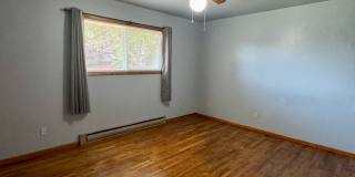 Renovated 2 bed 1 bath duplex near town center Gallery 17