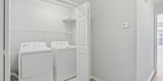 Spacious 2 Bedroom 2.5 Bath Townhome in Midtown Spacious 2 Bedroom 2.5 Bath Townhome in Midtown Gallery 13