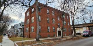 4638 North Hamilton Avenue Gallery 1