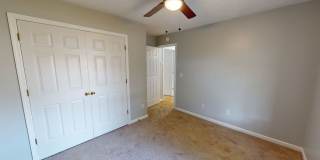Charming 3 bedroom / 2 bathroom home with large fenced backyard near shopping & Fort Bragg! Gallery 16