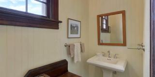 51 Quogue Street Gallery 8