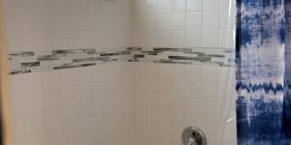 Move in Special- Beautiful Furnished 3 Bedroom/2.5 Bathroom Single Family Home with Flexible Lease terms. Gallery 40