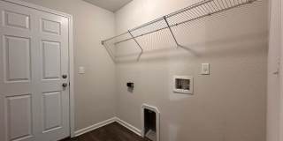 Four Bedroom Home on Belfort Rd. Gallery 16