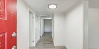 4bed, 2bath Glendale home with a pool! Gallery 7