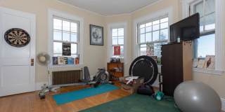 No Broker Fee | Renovated 6 Bed, 3 Bath with In-Unit Laundry | Brighton No Broker Fee | Renovated 6 Bed, 3 Bath with In-Unit Laundry | Brighton Gallery 1