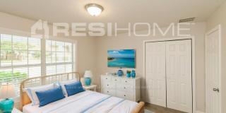 5255 Shore Drive Gallery 10