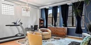 950 W Leland Avenue, Gallery 4