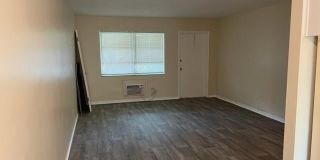 417 SE 12th Court Gallery 3