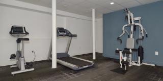 2 bed in the heart of Allston Gallery 4