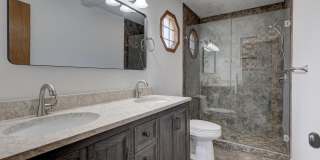 222 W Briarbrook Lane Gallery 9
