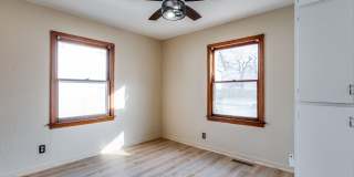 1616 E Funston – Updated & Move-In Ready! Gallery 20